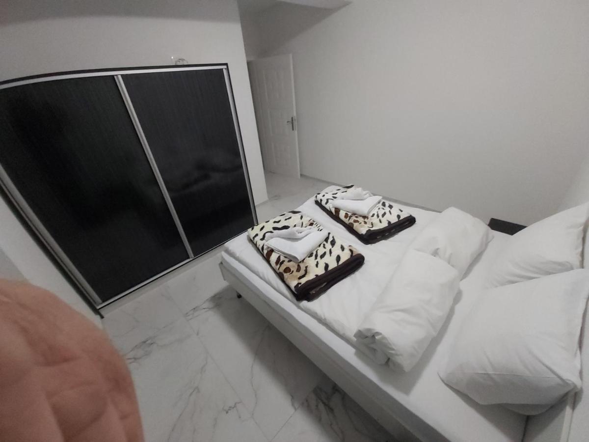 Xxl Apartments City Centar 1 Bitola Bagian luar foto